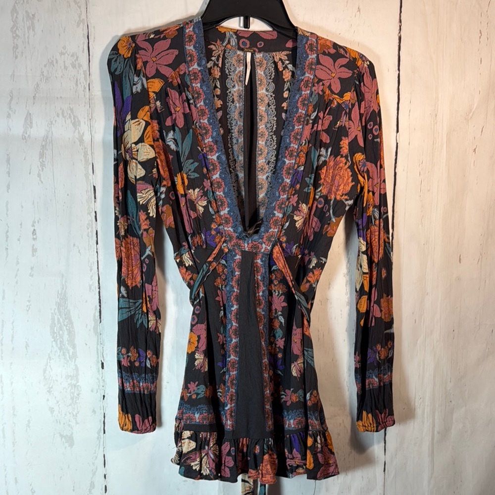 Floral V-Neck Blouse - Multicolor